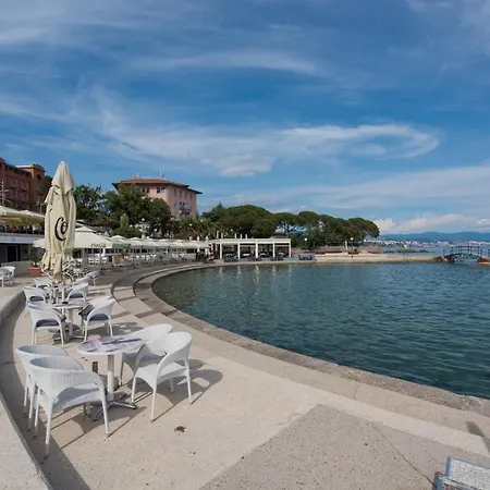 Tea With Sea View Οπατία