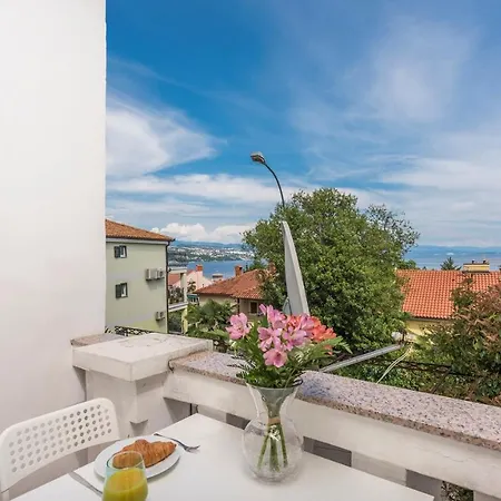 Tea With Sea View * Οπατία