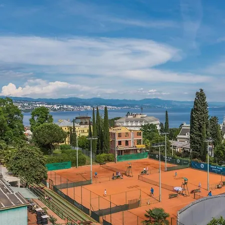 Apartment Tea With Sea View